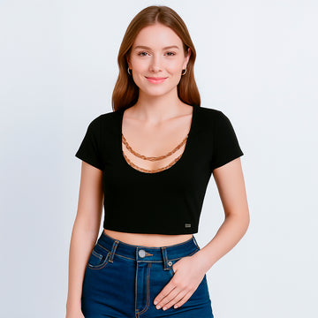 BLUSA CORTA.